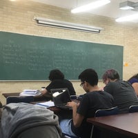 Photo taken at UNAM Facultad de Química. Edificios D y E by Bruno G. on 8/28/2017