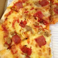 Review Domino pizza