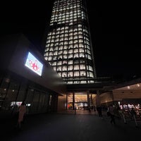 Photo taken at 二子玉川ライズ 中央広場 by Daichi H. on 9/30/2022