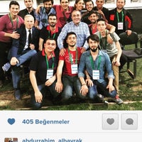 Das Foto wurde bei Manisa 19 Mayıs Stadyumu von Osman A. am 5/4/2015 aufgenommen