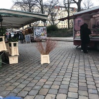 Photo taken at Wochenmarkt Helmholzplatz by Caspar Clemens M. on 1/20/2018