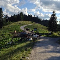 Foto diambil di Franzl&amp;#39;s Hütte am Zwölferhorn oleh Florian T. pada 7/29/2014
