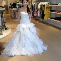 oscar de la renta outlet stores