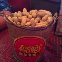 Photo taken at Logan&amp;#39;s Roadhouse by Amy S. on 5/17/2013