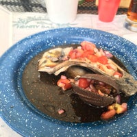 Photo taken at Henry Sailor Mariscos Narvarte by krmn g. on 4/28/2019