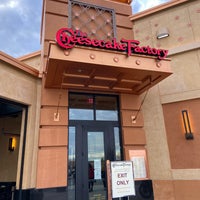 Photo taken at The Cheesecake Factory by Benjamin E. on 4/18/2021