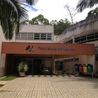 Photo taken at FALE - Faculdade de Letras - UFJF by Paula Z. on 10/24/2012