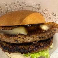 Photo taken at MOS Burger by かとぅー on 1/13/2020