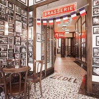3/4/2015 tarihinde Brasserie Zédelziyaretçi tarafından Brasserie Zédel'de çekilen fotoğraf