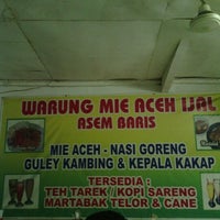 Photo taken at Miie Aceh Ijal + the tarik by &amp;#39;Fauzi&amp;#39; A. on 12/7/2012