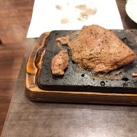 Photo taken at やっぱりステーキ by Masayuki N. on 5/21/2021