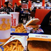 Photo taken at Burger King by Didem Ç. on 1/27/2019