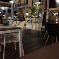 Foto tirada no(a) ELIA Restaurant &amp;amp; Lounge por Mustafa Metin Y. em 7/1/2017