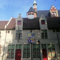 Photo taken at Huis van Alijn by Darline . on 9/10/2023