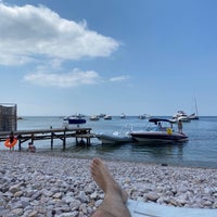 Photo taken at Kınalıada Kamos Beach Club by Tansu on 7/19/2020