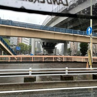 Photo taken at 飯田橋交差点 by まゆみに on 8/14/2021