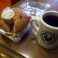 Снимок сделан в The Palace Coffee Company пользователем Adam W. 9/14/2012
