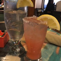 2/28/2020 tarihinde Kim B.ziyaretçi tarafından Mangos Restaurant and Tiki Bar'de çekilen fotoğraf