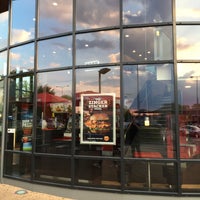 5/11/2017 tarihinde Erik P.ziyaretçi tarafından KFC'de çekilen fotoğraf