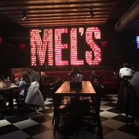 Photo taken at Mel&amp;#39;s Burger Bar by Mia D. on 4/28/2016