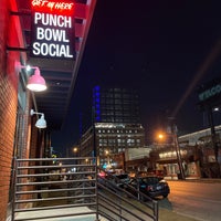 รูปภาพถ่ายที่ Punch Bowl Social Dallas โดย Michael M. เมื่อ 12/29/2021