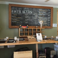 3/15/2016 tarihinde Carolyn N.ziyaretçi tarafından Biltmore Coffee Traders'de çekilen fotoğraf