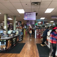 Photo taken at Marketview Liquor by Chyrell on 12/28/2019