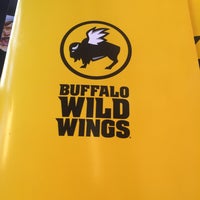 Photo taken at Buffalo Wild Wings by Zila A. on 5/27/2016