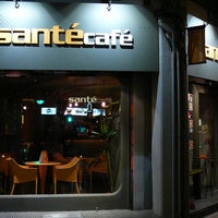 Foto diambil di Santé Café oleh Santé Café pada 4/24/2015