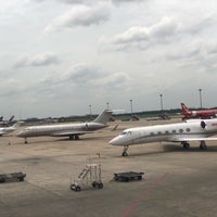 Photo taken at Gate 12 by Te on 7/24/2018