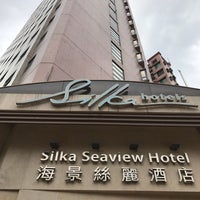 Foto tirada no(a) Silka Seaview Hotel por masahiror n. em 7/14/2017