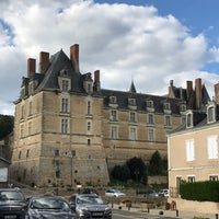 Photo taken at Château de Durtal by Aylin K. on 8/5/2017