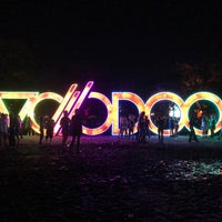 10/30/2018 tarihinde Yianziyaretçi tarafından Voodoo Main Stage At Voodoo'de çekilen fotoğraf
