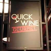 Das Foto wurde bei Quick Wine Gourmet von Quick Wine Gourmet am 3/11/2015 aufgenommen