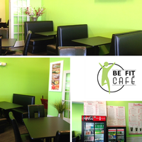 Das Foto wurde bei Be Fit Cafe von Be Fit Cafe am 4/8/2015 aufgenommen