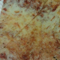 10/15/2012にGenabee M.がSolano Pizzeriaで撮った写真