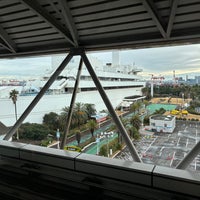 Photo taken at Tokyo International Cruise Terminal Station (U08) by 封神龍 （. on 3/6/2024