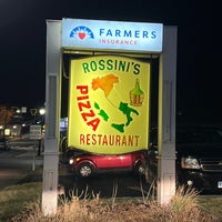 Photo taken at Rossini&amp;#39;s Italian Restaurant &amp;amp; Pizza by Dylan P. on 2/11/2023