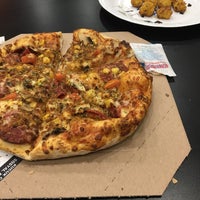 Photo taken at Domino&#39;s Pizza by Tamerhan Ö. on 4/4/2017