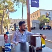 Photo taken at Benzin yellow Cafe by Boran on 9/12/2017