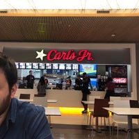 Photo taken at Carl&amp;#39;s Jr. by Kubilay T. on 5/24/2019