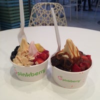 Photo taken at Pinkberry by Julia S. on 6/18/2015