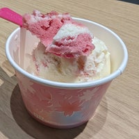 Photo taken at Baskin-Robbins by Shungo A. on 3/17/2024