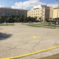 Photo taken at Istanbul Aydın University by Mehmet Ö. on 10/3/2017