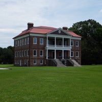 Das Foto wurde bei Drayton Hall von Ben K. am 7/9/2017 aufgenommen