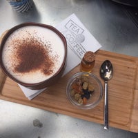 10/29/2015 tarihinde ozge m.ziyaretçi tarafından Tea or Coffee'de çekilen fotoğraf