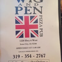 Photo taken at The Wig &amp;amp; Pen Pizza Pub by Marc G. on 9/22/2015