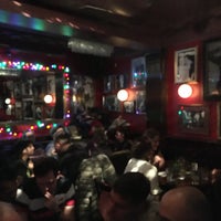 Foto tirada no(a) Retro Bar por Dustin H. em 2/11/2017