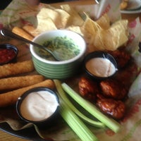 Photo taken at Applebee&amp;#39;s Grill + Bar by Rechelle H. on 3/11/2013