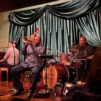 Photo taken at Mahogany Jazz Hall by Natsume C. on 11/30/2021